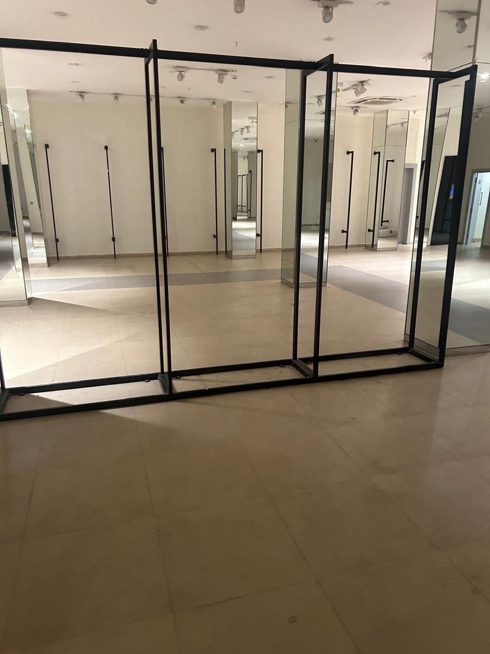 Showroom Dismantling & Buyback gallery - 2
